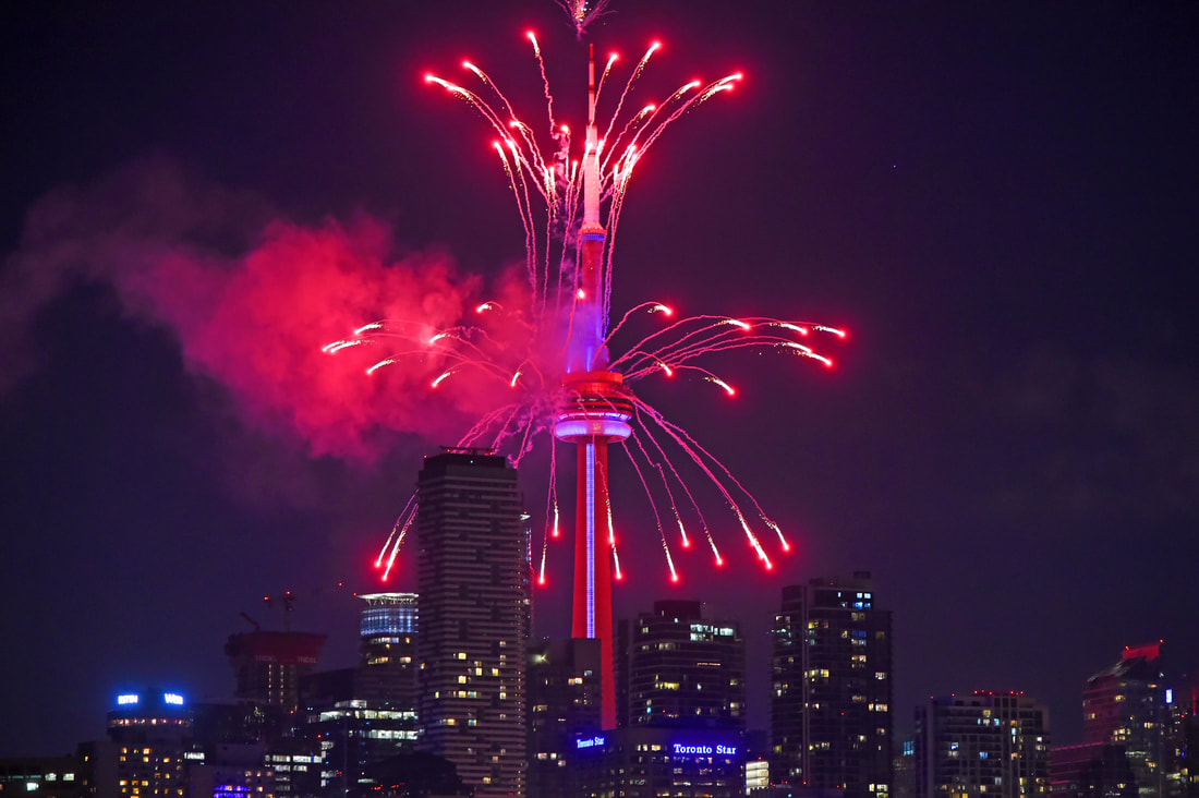 cn-tower-fireworks-5_orig.jpg