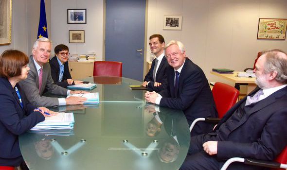 davis-barnier-829538.jpg