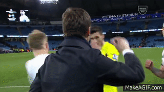 NyU2QV.gif