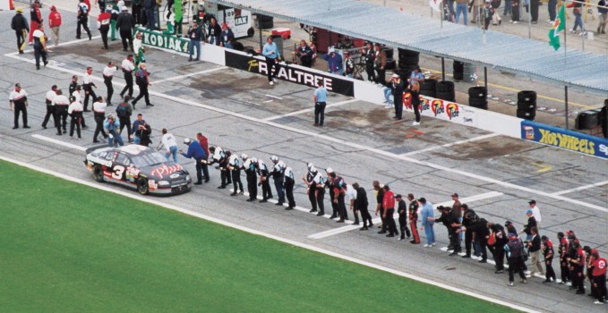 1998-Daytona-500-Dale-Earnhardt.jpg