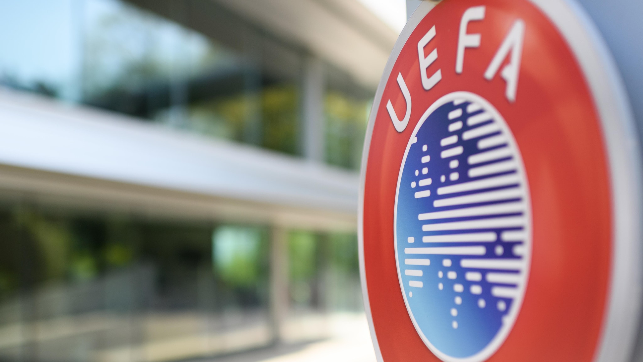www.uefa.com