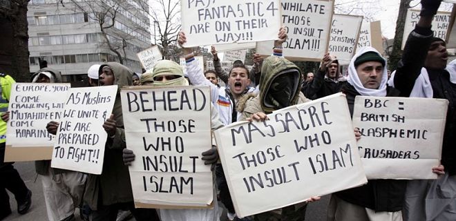 uk-behead-those-who-insult-islam.jpg
